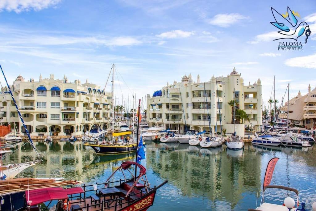 Wonderful Studio Apartment On The Beachfront Benalmadena Bagian luar foto